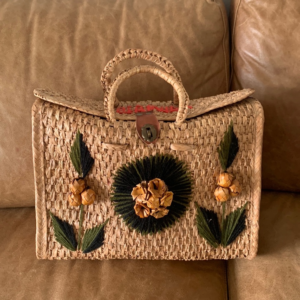 SUPER UNIQUE hand woven “Bermuda” bag - small pink stain on right as pictured.